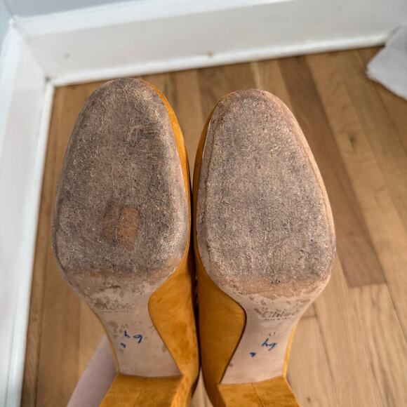 Chloé Lauren Suede Scallop Block Heel Pump 41 Tan - Picture 11 of 12